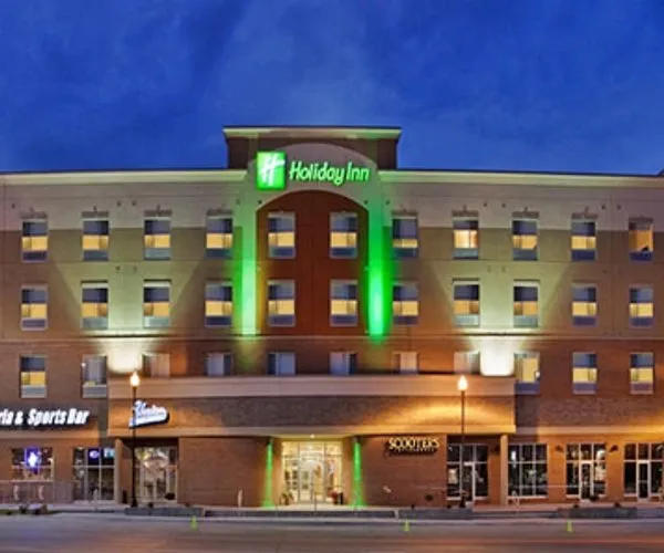 Holiday Inn Omaha Downtown - Waterpark, an IHG Hotel